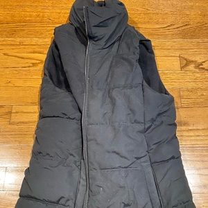 Old Navy Black puffer vest